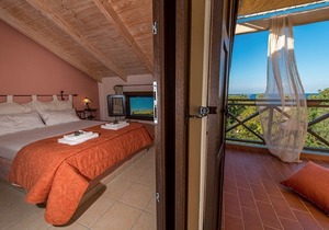 Dante's Sea View Τwo Βedroom Μaisonnette