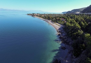 Diakopto beachfront, comfort single bedroom apartment (Punda Beach)