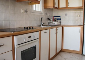 Diakopto beachfront, comfort single bedroom apartment (Punda Beach)