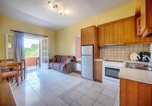 Dora Ferienwohnung 3 - in ruhiger Lage nur 300m vom Sandstrand entfernt - in der Bucht von Agios Geo