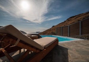 Epithea Suites Kythnos 4 με ιδιωτική πισίνα