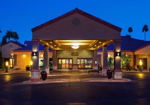 Escape to Luxury at Desert Club Resort - Your Ultimate Desert Oasis Awaits in Las Vegas