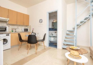 Flora Maisonettes 1