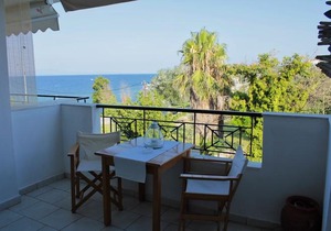 Fokais Beach Apartment