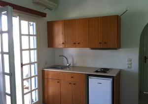 Free Sun Studio 3 people with veranda 50 meters from the beach