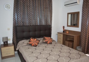 Giannis Apartment,Haraki
