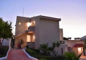 Golden Dream Apartments