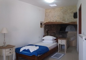Heracles Traditional Cretan House 1