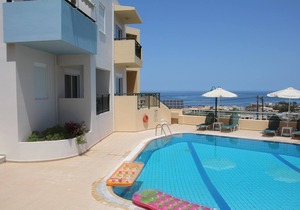 Holiday home complex with pool, close to the sea, wifi | Sfakaki, Crete