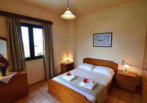 Holiday house Agios Myronas for 4 - 8 persons with 4 bedrooms - Holiday house
