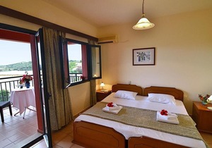 Holiday house Agios Myronas for 4 - 8 persons with 4 bedrooms - Holiday house