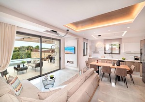 Holiday house Kourna for 1 - 8 persons with 3 bedrooms - Holiday house