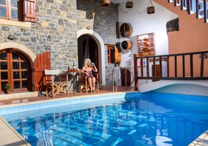 Holiday house Plaka for 1 - 8 persons with 2 bedrooms - Holiday home
