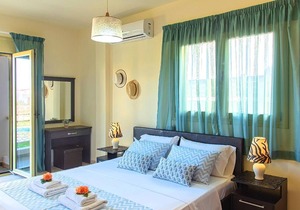 Holiday house Spilia for 1 - 8 persons with 3 bedrooms - Holiday house