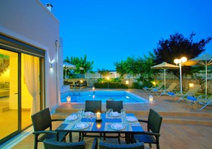 Holiday house with private pool for 6 persons 1 child in Skouloufia, Crete (North Coast of Crete)