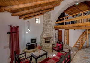 Ideal small family, traditional village close to beaches