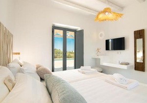 Isalos Villas with private pool