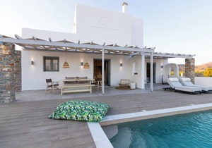 Isalos Villas with private pool