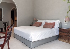 Kefalari Suites