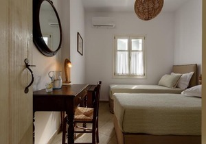 Kimolos Houses