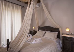 Kissos Luxury villa with private pool
