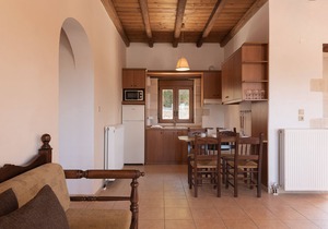 Koules Estate-Anemone, with Pool & BBQ, an Agricultural barn for Nature lovers