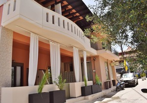 Kripis Studio No7, Pefkohori, without kitchen.