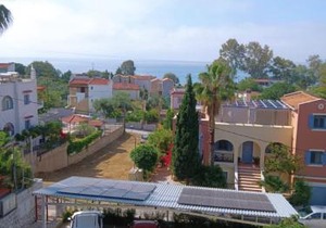 Leonidas 's apartment with sea view