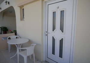 Litinas Apartment 13 with balcony in front of the pool