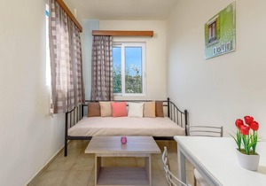 Litsas Studios - 1st floor Apartment