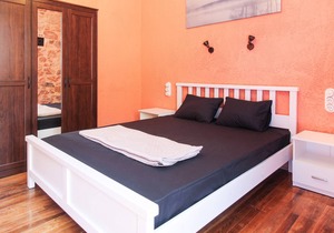 Lovely 2-bedroom Rustic Rental in Athens 6 PAX