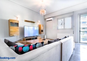 Luxurious 2bedroom flat near Athens center