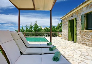 Luxurious villas with sea view villa Myrtia