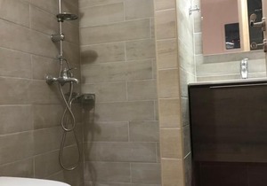 Luxury brand new flat in Karteros villa estate