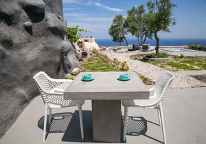 Luxury Santorini Villa | Villa Elysian Dyo | Private Hot Tub | Air Conditioning.