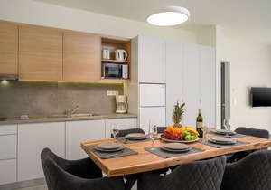 Luxury Suites | Modern Athina Suites In Platanias with Pool