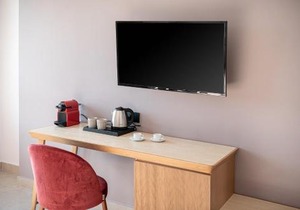M City Hotel