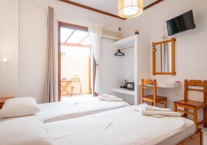 Melissa Rooms Naxos