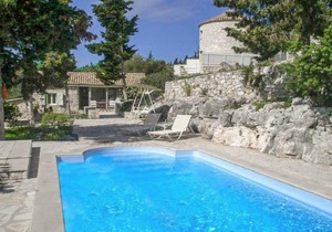Millers Cottage: Large Private Pool, A/C, WiFi