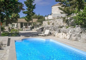 Millers Cottage: Large Private Pool, A/C, WiFi