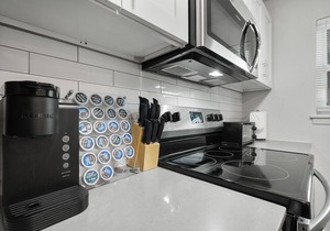 Modern 2BR Near UT | Hyde Park | Evonify 3433 in Austin