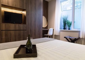 Modern Kolonaki Apartment