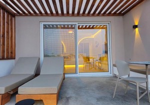 Moonlight Apartments & Suites