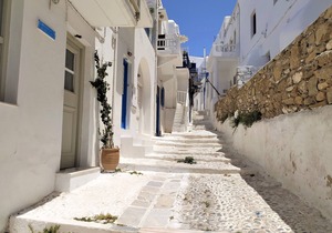 Mykonos Central | In the heart of Mykonos Town