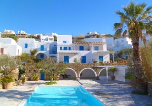 Mykonos Town Apartment with a View