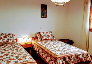 Nerissa Bungalows No.4, near the beach