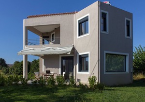'Perivoli' House A, family friendly spring and summer holidays