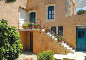 Prinos Villa Sleeps 4 Air Con WiFi