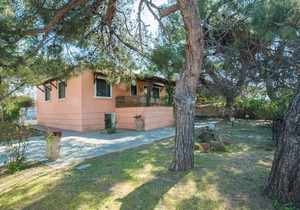 Quintessence Villa Pefka