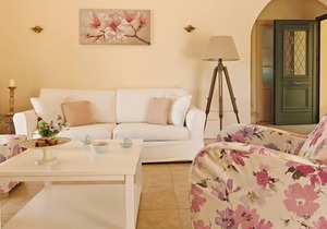 R 248 3 bedroom Grand Villa with Private Pool and BBQ, Ionian Sea Views Breakfast Inc